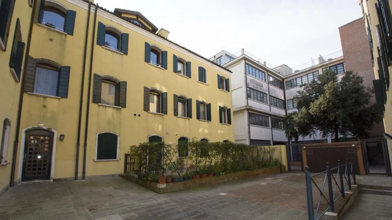 Casa Di Silvia & Daniele Apartment Venice