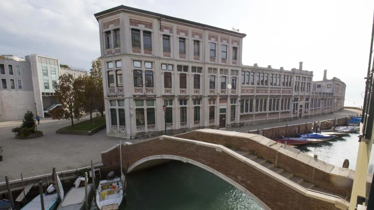 Casa Di Silvia & Daniele Daire Venedik 0*,  İtalya